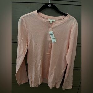 NWT Style & Co peach button down l/s side slit top.